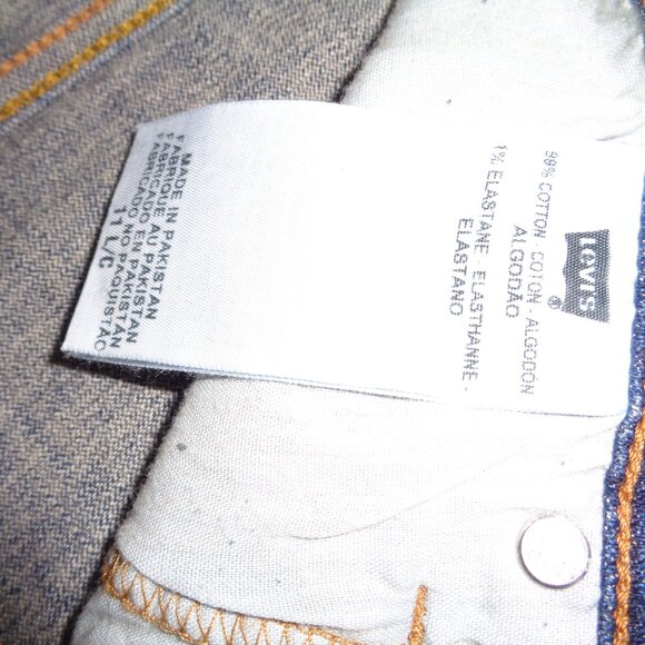 New with tags Levi's superlow boot cut 518 jeans in size 11 long - Picture 14 of 14